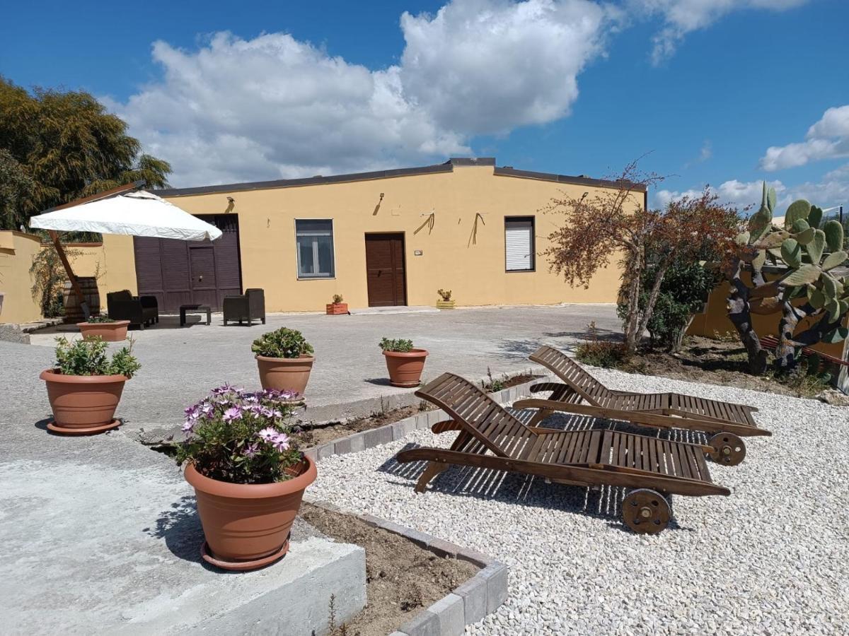 Casa Vacanze Sicilia Casteltermini Ngoại thất bức ảnh